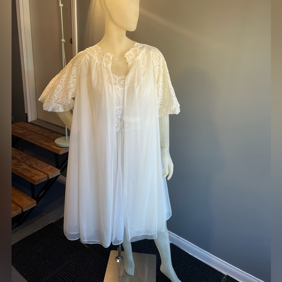 Vintage 1950’s Vanity Fair Lingerie Dress set - Picture 6 of 7